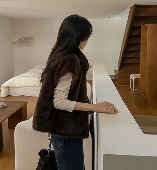 4DA32403NN_리버시블 퍼 패딩 베스트