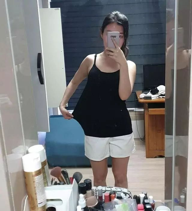 2번째 구입입니다~ 그러니 총 4개네요ㅎㅎㅎ 저는 암홀 라인이 휑한 나시티랑 레이어드