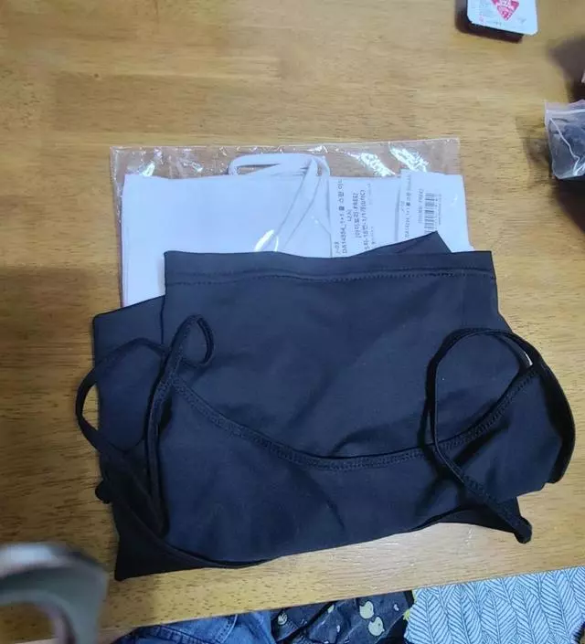 보들보들 촉감이 좋아요.리넨옷이랑 함께 입고 싶어서 주문했는데 드디어 내일 입을 수