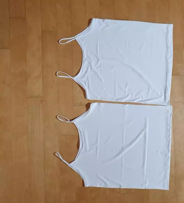 원단도 괜찮고 스판끼가 있어 입기는 편해요