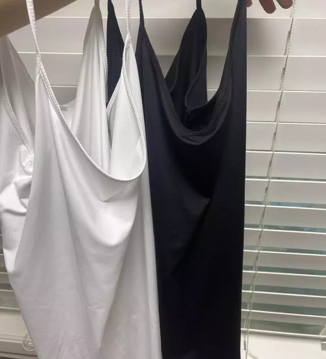 정말 편하고 부드러워요 ! 등에 땀이 많은 편인데 위 옷이 땀에 젖지 않고 빨리 마르고