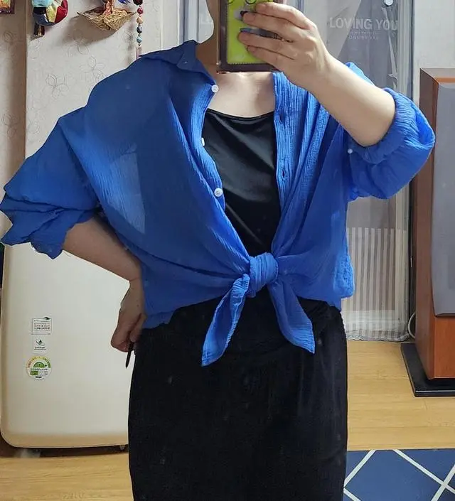 스판끼있어서 편하고 면나시가아니라 고급스러워보여요 사이즈도 여유가 많습니다