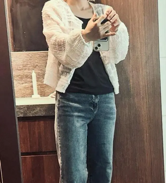 부들부들하여 달라붙지 않습니다 길이감도 짧지 않아서 배가 나오지 않습니다 