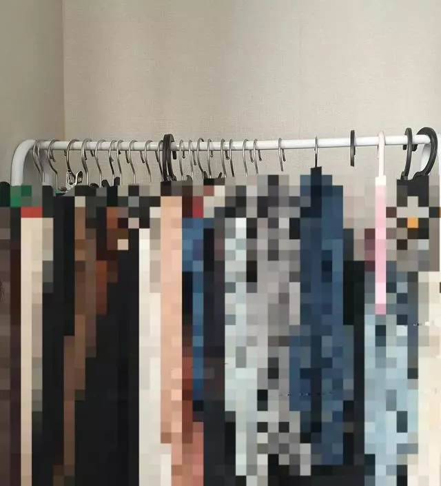 [네이버브랜드스토어 리뷰] 많이 흔들거리기는 하지만 싼 맛에 쓰기 좋아요
