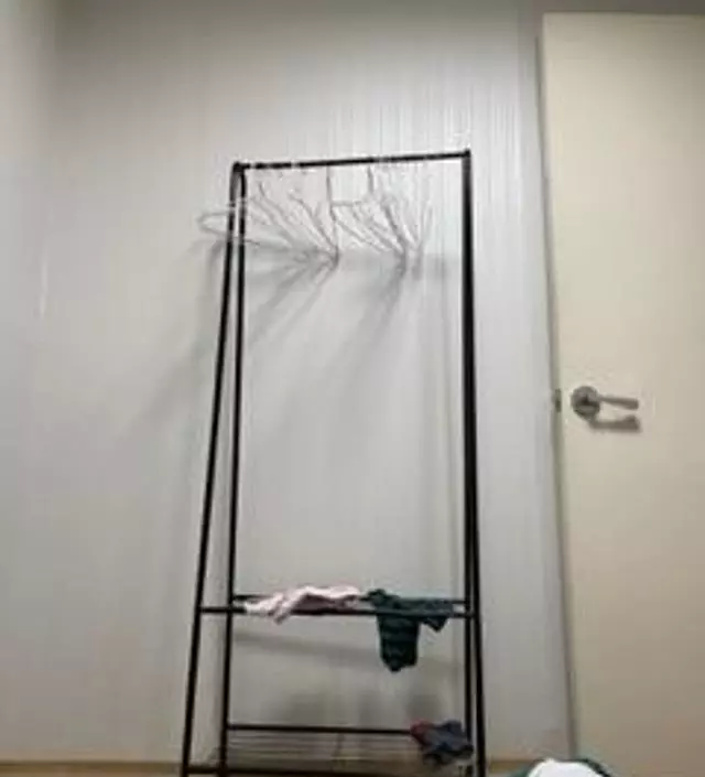 [네이버브랜드스토어 리뷰] 간단하게 조립 가능하고 생각보다 튼튼합니다. 가벼워서 이동도 편하고요.