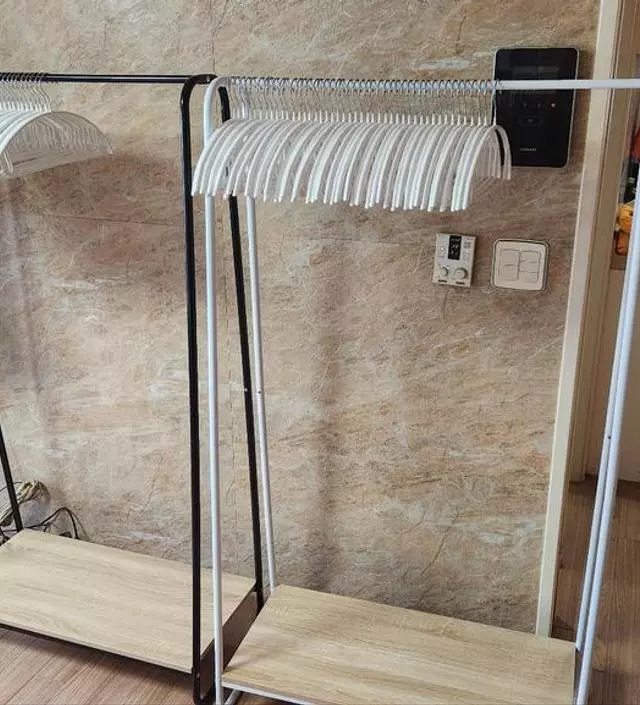 [네이버브랜드스토어 리뷰] 행거 3개 샀었는데
