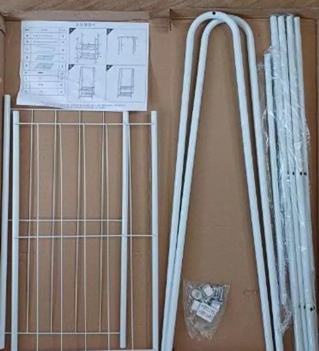 [네이버브랜드스토어 리뷰] 배송완전빠르고 구성품 꼼꼼하게 잘도착했네요 조립시 위아래선반구분확인 꼭필요 사이