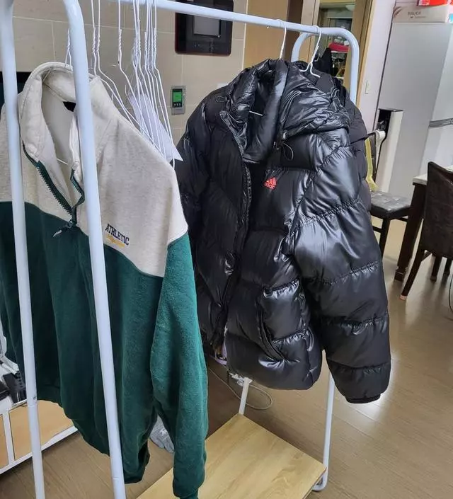 [네이버브랜드스토어 리뷰] 좋아요. 배송도 빠르고 튼튼하고 만족합니다.