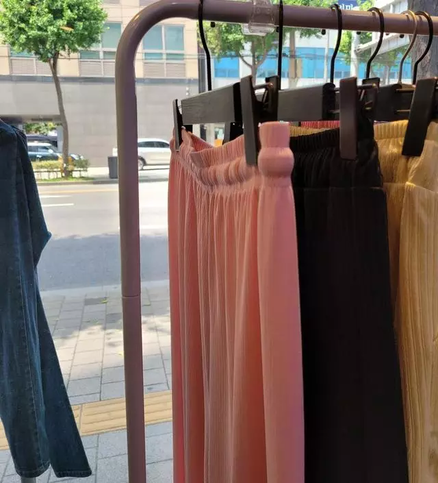 [네이버브랜드스토어 리뷰] 매장에 쓸려고샀는제 깔끔하고 좋네요