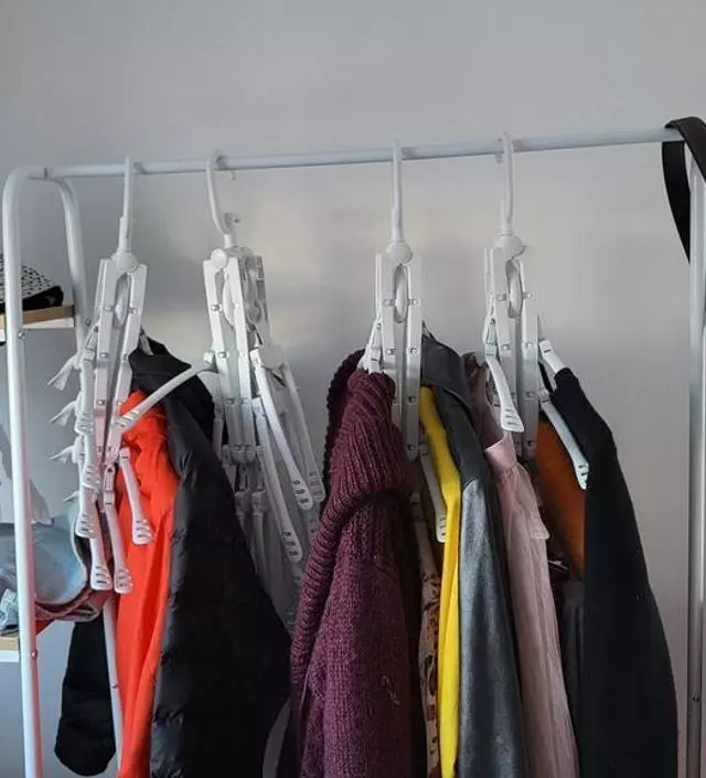 [네이버브랜드스토어 리뷰] 철제라 ㅇ수겁고 조립할 때 잘 보고 해야하고 판 올리는 게 좀 신경써서 해야하네요