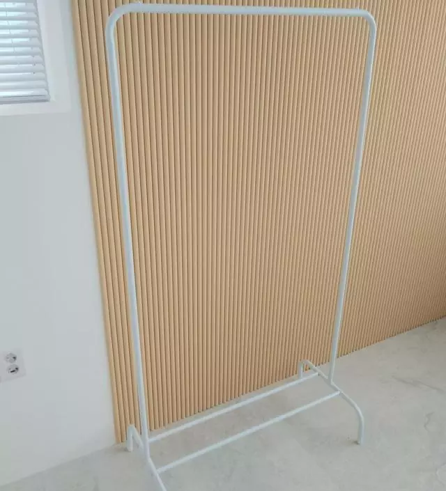 [네이버브랜드스토어 리뷰] 금액이 저렴 합니다 아쉬운점은 위에 고정 시켜주는 부분이 없어서 
