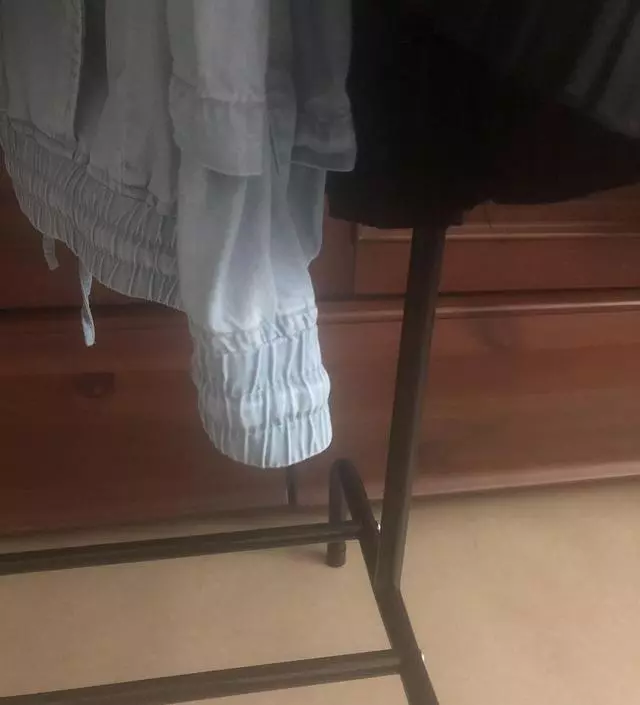 [네이버브랜드스토어 리뷰] 제품은 이뻐요. 조립할때 조금 애먹었지만 잘사용해요