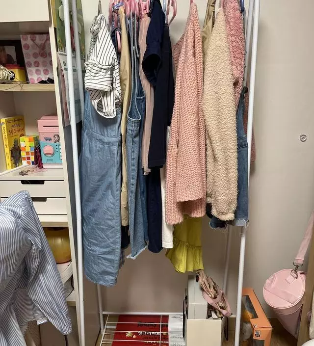 [네이버브랜드스토어 리뷰] 좁은 공간에 아주 딱이에요. 깔끔하고 활용도가 좋아요. 추천합니다.