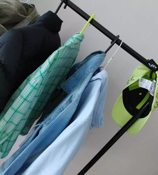 [네이버브랜드스토어 리뷰] 바네스데코 철제 행거 아이들 방이나 가볍게 옷부터 소품까지 걸어두기 딱 좋은 행거라