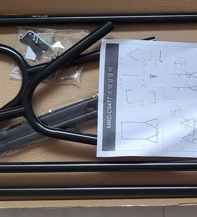 [네이버브랜드스토어 리뷰] DIY 제품이라 조립 전 상태로 설명서가 동봉되어 있는데요~
