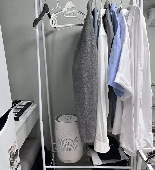 [네이버브랜드스토어 리뷰] 집이 작아서 수납공간이 부족했는데 작고 견고한가같아요 조립도 20분만에 쉽게햇어요