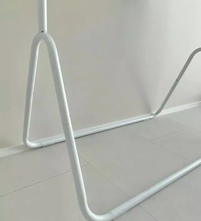 [네이버브랜드스토어 리뷰] 혼자 조립하기 수월했덩 심플 타입 철제 행거에요:)
