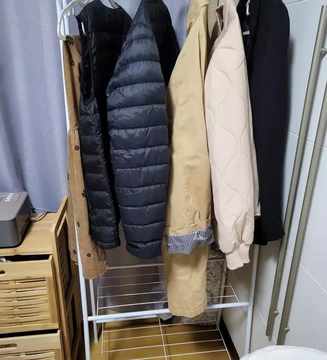 [네이버브랜드스토어 리뷰] 간단한 조립이지만  20분 정도 조립했어요.
