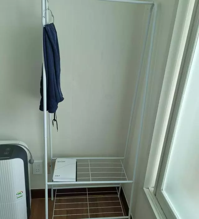 [네이버브랜드스토어 리뷰] 외출해서 벗은 옷들만 걸어 놓기엔 딱이예요
