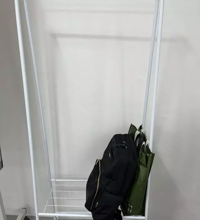 [네이버브랜드스토어 리뷰] 가격 대비 괜찮은 듯 합니다 생각보다 약한 듯 한 느낌은 있으나 조립도 쉽고.. 겨울에