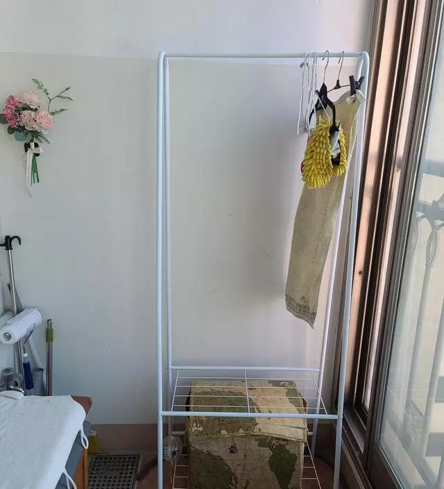 [네이버브랜드스토어 리뷰] 베란다의 건조대가 고장나서 제거해버렸는데 어차피 건조기를 쓰고 있는터라 굳이 새 건