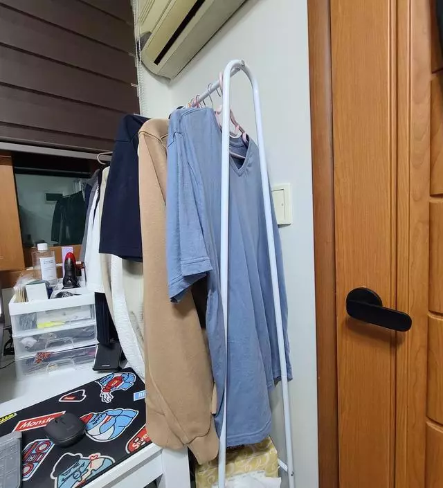 [네이버브랜드스토어 리뷰] 조립식인데 진짜 튼튼하고 옷도 많이 걸려서 원룸에 역시 좋아요