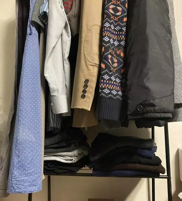 [네이버브랜드스토어 리뷰] 가격 저렴하고 잠깐 입을 옷 걸어놓기 좋은 것 같아요~