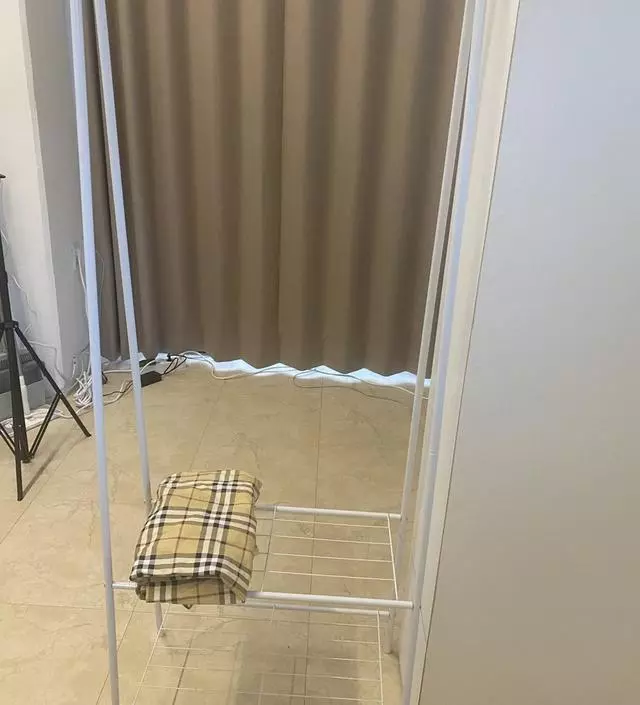 [네이버브랜드스토어 리뷰] 살짝 덜컹거리는데 가격대비 최소 쓸만합니다!