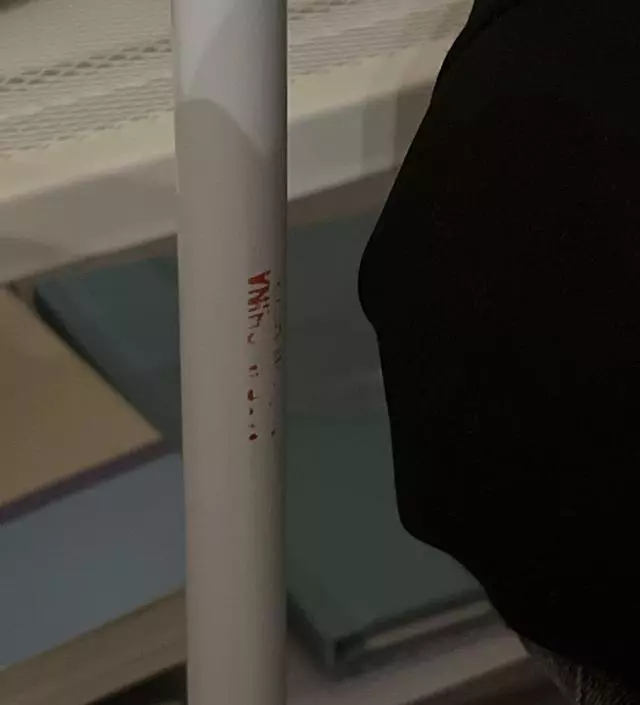 [네이버브랜드스토어 리뷰] 만원치고 가성비 엄청 좋고요, 수평을 잘 맞추는게 힘들었고, 가격이 저렴해서 인지 부