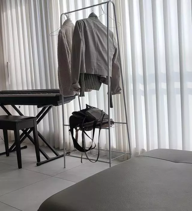 [네이버브랜드스토어 리뷰] 근무복이나 잠깐잠깐 걸어놓기 편리해요