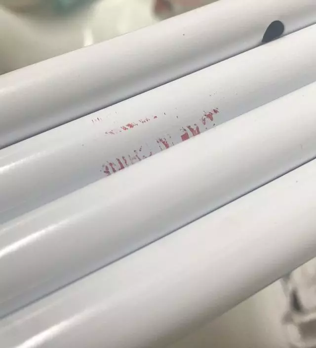 [네이버브랜드스토어 리뷰] DIY 정말 안좋아하는 사람인데 조립이 쉽다는 리뷰보고 주문했어요. 실제로 조립은 쉬웠