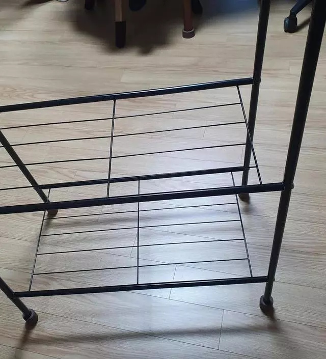 [네이버브랜드스토어 리뷰] 초등아이들 키에 맞는 간단한 행거필요했는데, 딱입니다. 외출복 바로 걸고 가방 정리대