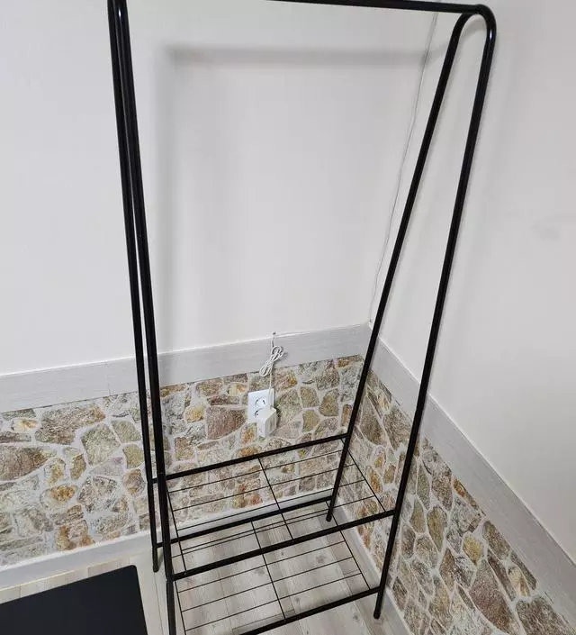 [네이버브랜드스토어 리뷰] 싼값에 다좋긴한데 먼가 어설픔...네발의 길이가  안맞는지 뒤뚱거림...