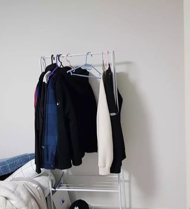 [네이버브랜드스토어 리뷰] 가격대비 깔끔하고 튼튼해 잘 사용중 입니다
