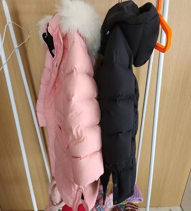 [네이버브랜드스토어 리뷰] 하원하고오면 애들이 외투를 던져놔서 습관좀 들일까하고 구매해봤어요
