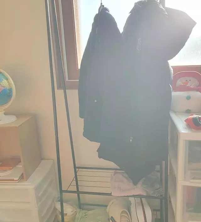 [네이버브랜드스토어 리뷰] 좁은방에 제격이에요.
