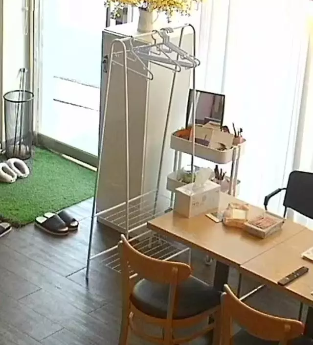 [네이버브랜드스토어 리뷰] 간단해서 너무좋아요 디자인도 깔끔하고 지인도 보구 사고싶대서 구매처 알려줬어요