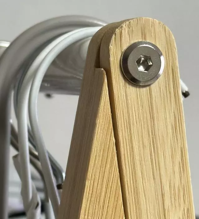 [네이버브랜드스토어 리뷰] 디자인도 예쁘고 무거운 옷도 잘 걸려서 좋아요