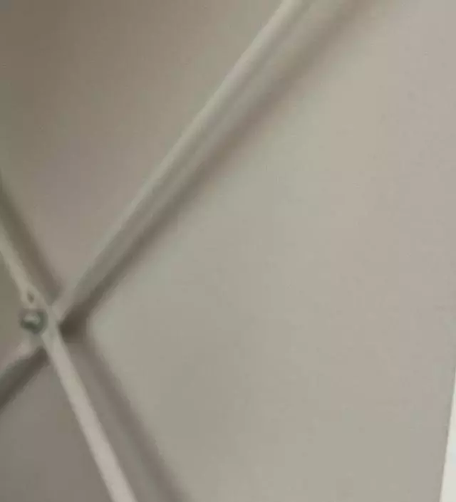 [네이버브랜드스토어 리뷰] 튼튼하고 공간차지도 많이안해서 아주 잘쓰고있습니다.