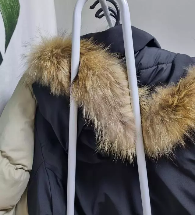 [네이버브랜드스토어 리뷰] 저렴하게 잘샀습니다. 생각보다 튼튼하고 괜찮네요