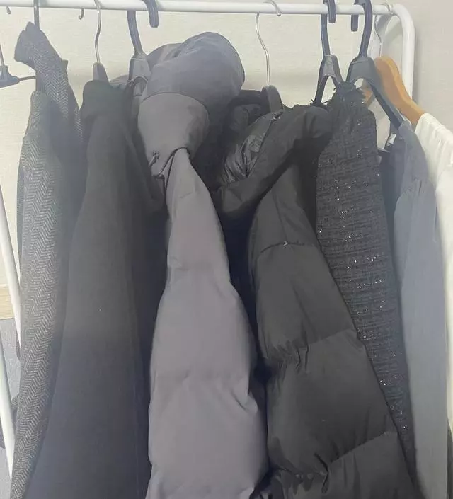 [네이버브랜드스토어 리뷰] 엄청 많이 걸어뒀는데 튼튼하게 계속 잘 사용하고 있어요!