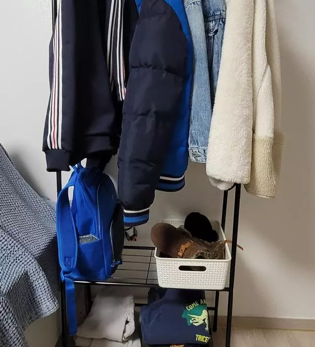 [네이버브랜드스토어 리뷰] 아이 옷장 있는데 겨울 외출복은 부피가있어 구매해습니다 와이프가 만족하네요~