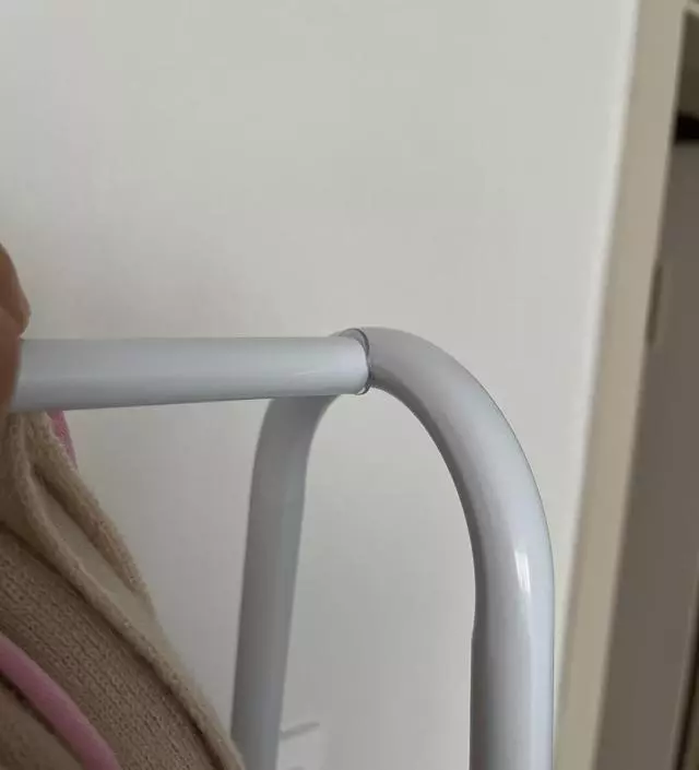 [네이버브랜드스토어 리뷰] 현실리뷰... 층이 두층이라서 편리하고 좋아요 수납함 놓고 깔끔하게 쓸 수 있네요
