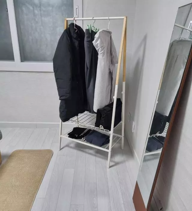 [네이버브랜드스토어 리뷰] 그 날 하루 입었던 옷을 깔끔하게 정리 할 수 있게되어서 너무 좋았고여, 디자인도 너무