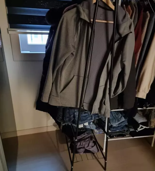 [네이버브랜드스토어 리뷰] 튼튼하게 고정되서잘사용하고있어요