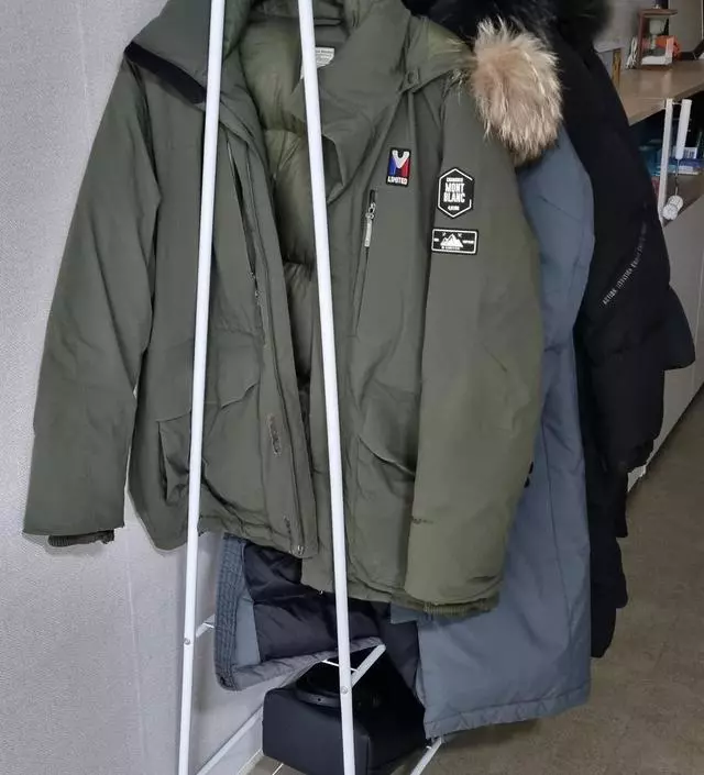 [네이버브랜드스토어 리뷰] 배송은 늦었지만 괜찮아요