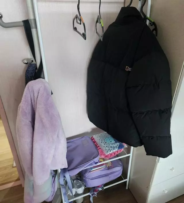 [네이버브랜드스토어 리뷰] 애기방 행거가 필요했는데 싸이즈도 딱이고 좋네요ㅋㅋ