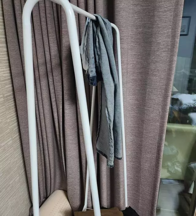 [네이버브랜드스토어 리뷰] 잘쓰고있습니다. 조립 쉽고 튼튼하네요