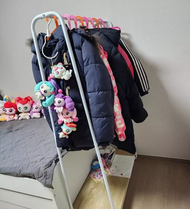 [네이버브랜드스토어 리뷰] 디자인도 깔끔하고 튼튼한것같아요
