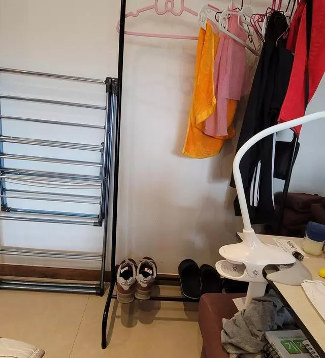 [네이버브랜드스토어 리뷰] 큰옷은 옷장에 두고 정말 자주입는 옷이나 가벼운거 위주로 활용하면 활용도가 정말 좋